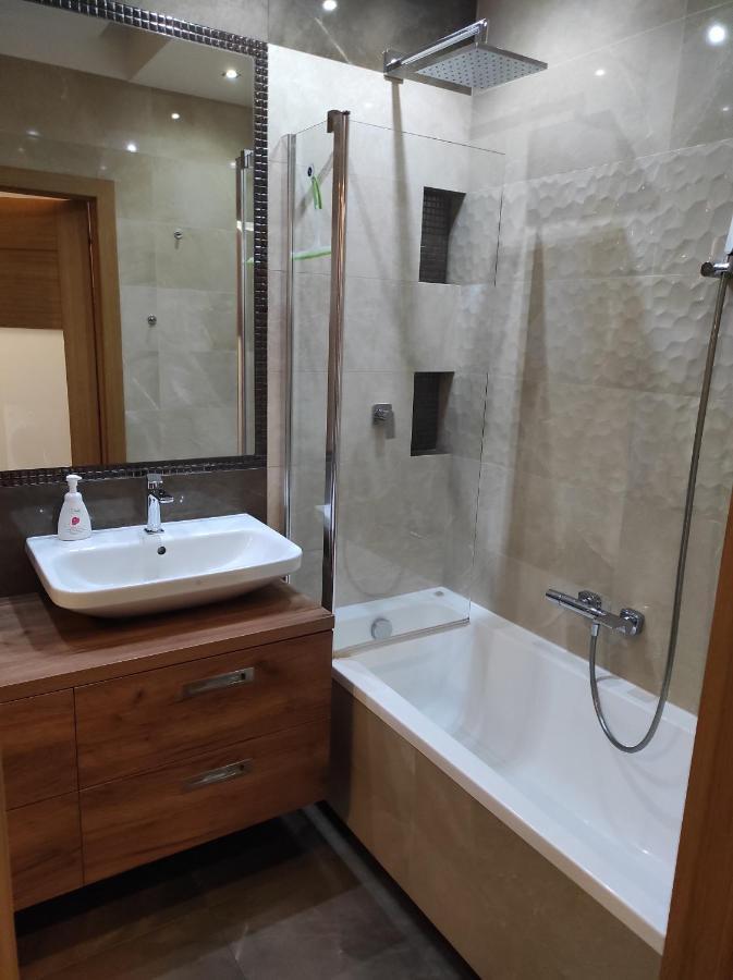 Apartament Gdynia Oksywie Z Tarasem , Darmowy Parking Apartment Exterior photo